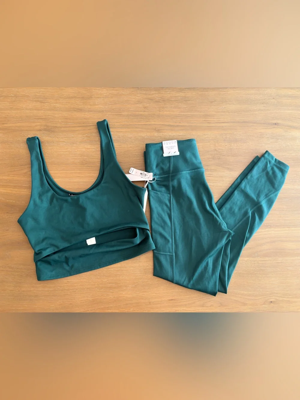 Victoria's Secret Evergreen Crop Tank & 7/8 Leggings 2-Piece Workout Set